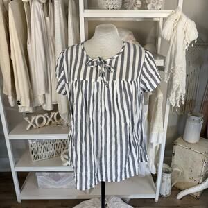 St. John’s Bay women’s size 0X, large white & gray baby doll top, feminine #4037